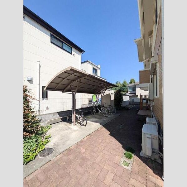 リヴェール 周辺