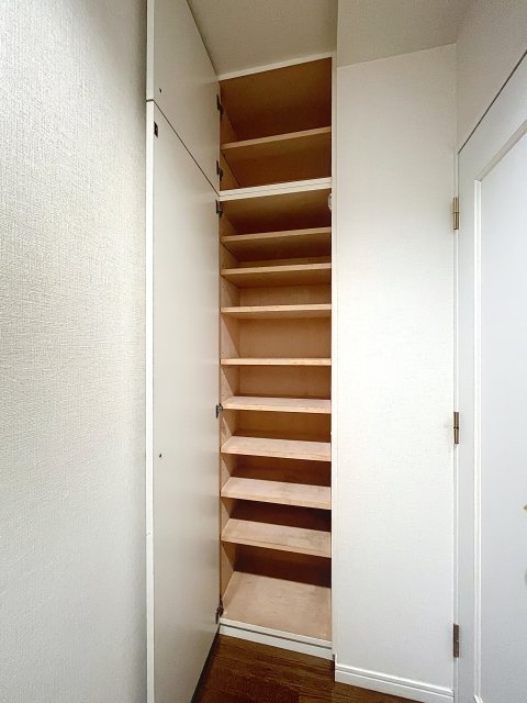 ユニーブル田町604号室 同建物別部屋の参考画像