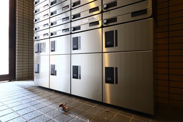 シティパレス中野野方6階 宅配BOX