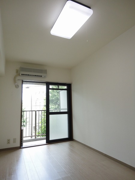 菱和パレス旗の台303号室 リビング