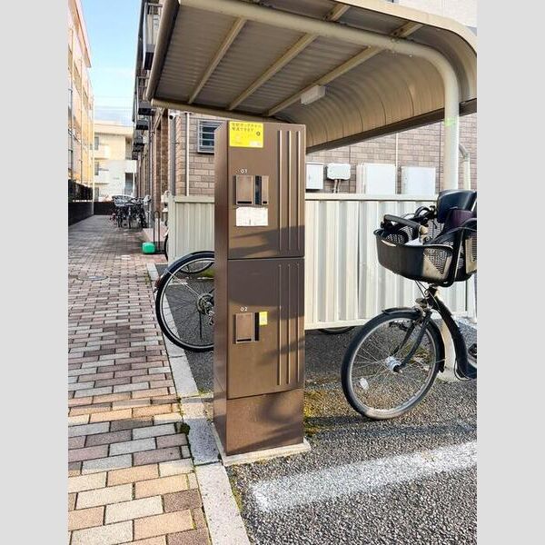 グランシャリオ 宅配ボックス