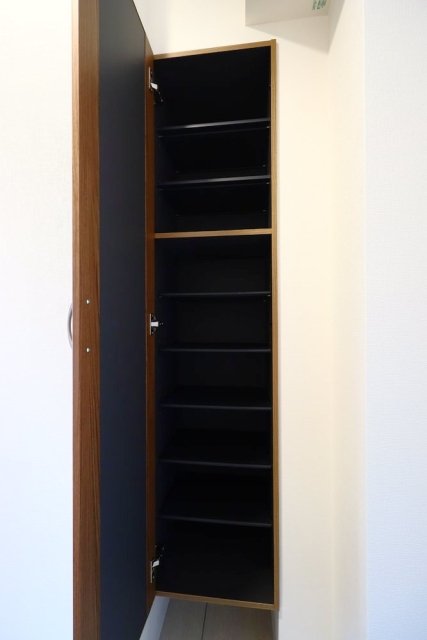 ＡＬＩＶＩＯ西落合 靴入