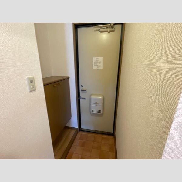 カーザベルデ 玄関