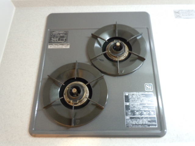 ハーミット高幡0202号室 ガスコンロ