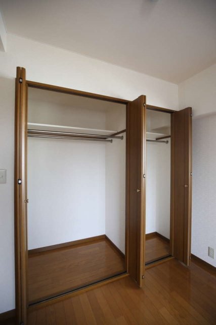 ヴァンシャルマンＯＺ3階 クローゼット（洋室1）