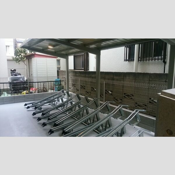 1/6th　ワンシックス302号室 駐輪場