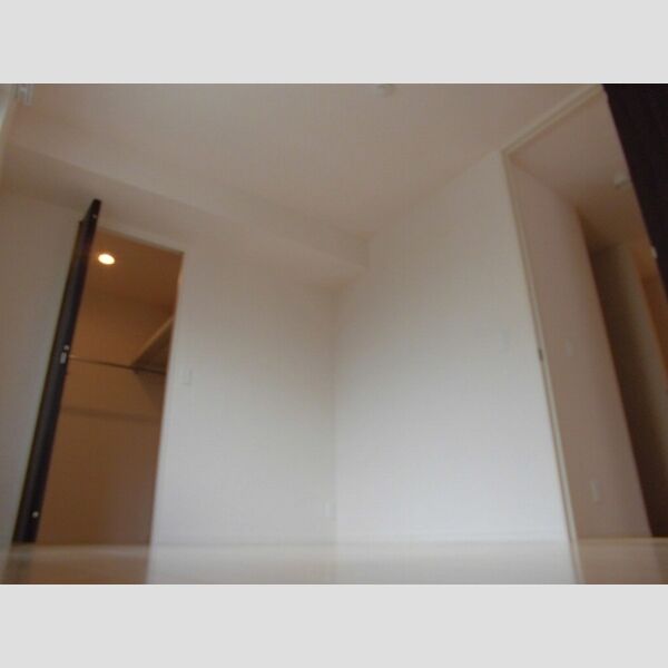 グラン ベル201号室 洋室6.2帖