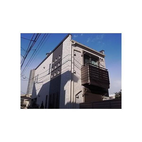 ジュネス烏山201号室 外観