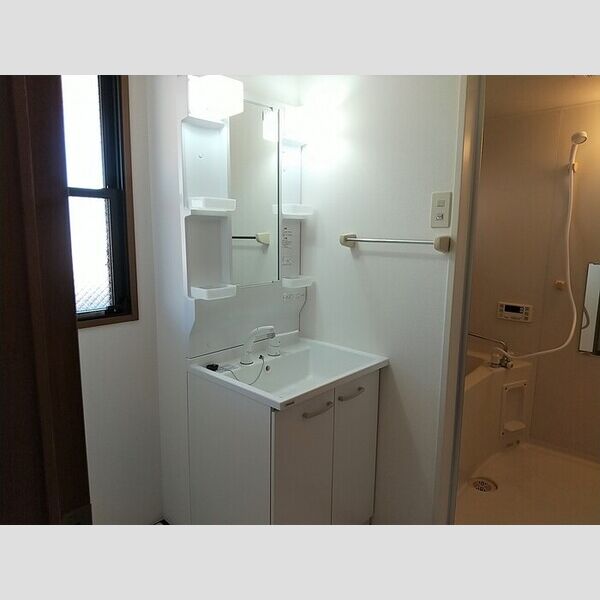 プリシェール公園前201号室 洗面