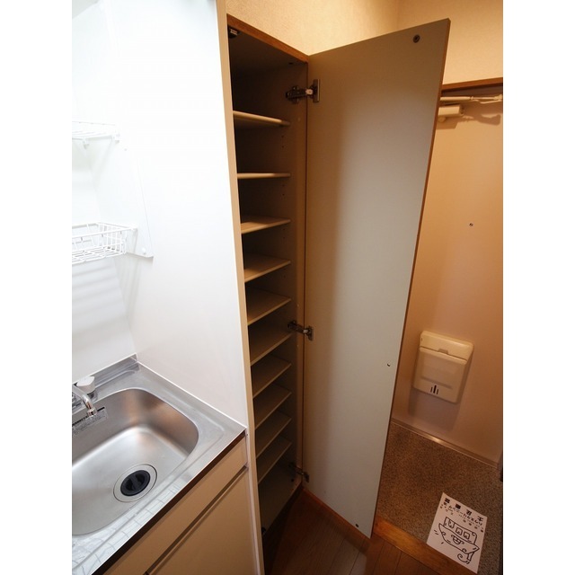 アンプルール フェール ClefⅡ302号室 内観