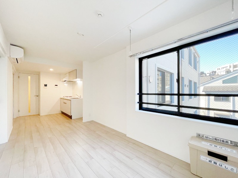 エルファーロ都立大学1階 ※写真は同タイプ別室のもの