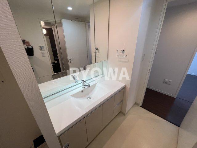 ドリームタワーキュアレジデンス 掲載の写真は退去前の写真となります。