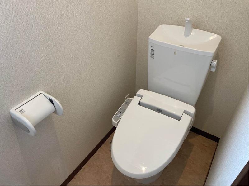 コモド・オヴェスト トイレ