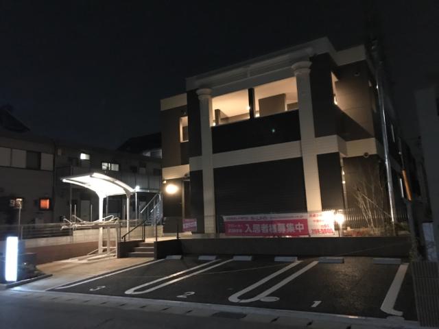 ルークス 外観写真（夜）