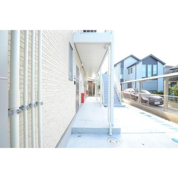 ラヴェールMY　203号室 エントランス