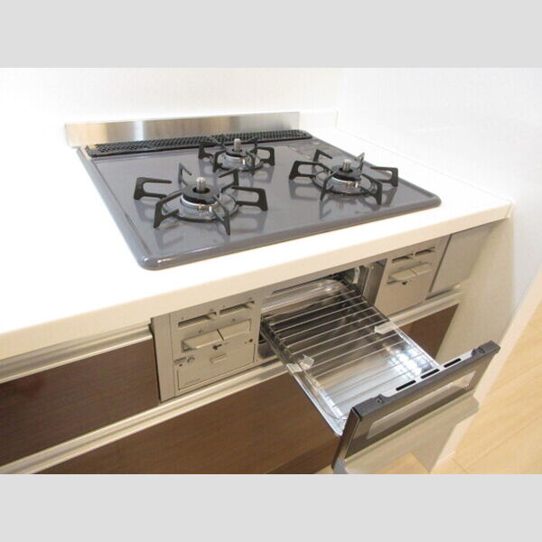 アンジュール大谷口303号室 3口ガスコンロ