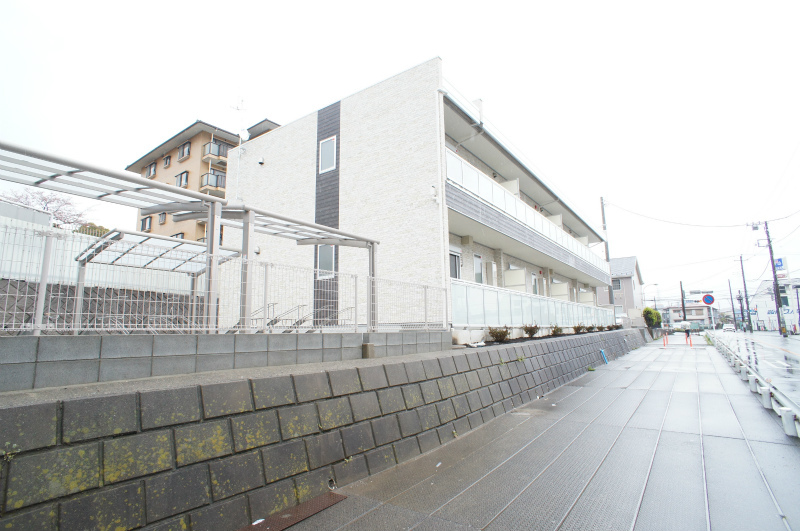 リブリ・サンシャイン飯島1階 外観