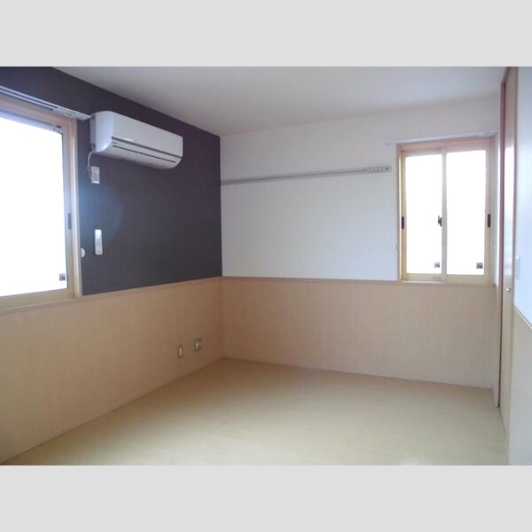 エバーグリーンガーデン　C102号室 エアコン付き洋室♪