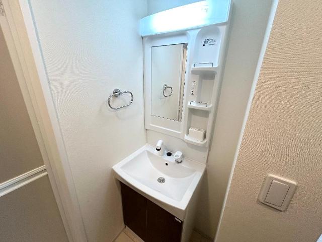 ベスティード 洗髪洗面化粧台