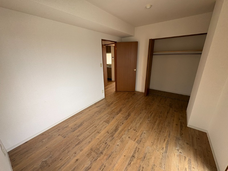 アウラ１０(E-058)8階 その他