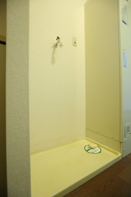 日神パレス桜台第２ 室内洗濯機置場