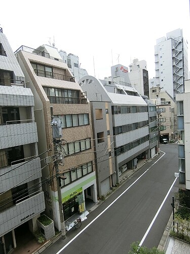 ライオンズ千代田岩本町ミレス4階 バルコニーからの眺望　※前回募集時２０２２年８月の写真