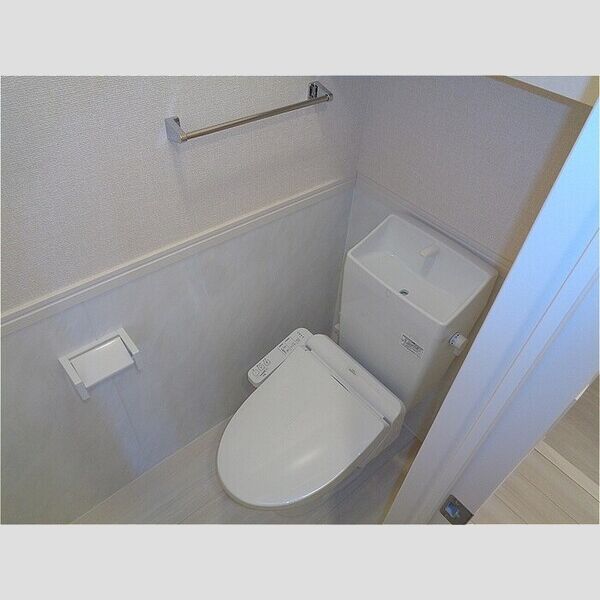 グリシーヌ305号室 温水洗浄暖房便座