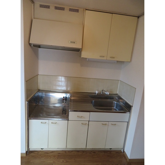 エステートピアＭⅠ0301号室 キッチン