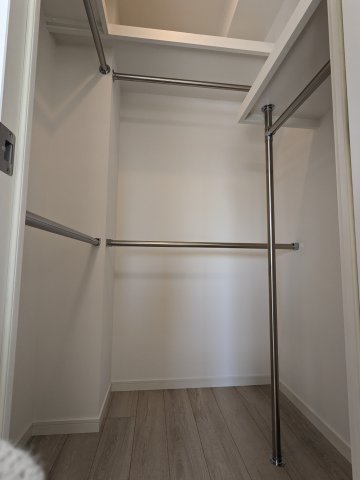 アジールコート板橋本町0802号室 収納