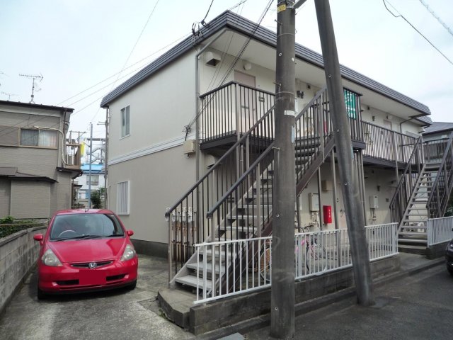 りぶ仲手原102号室 駐車場は現在空き無し