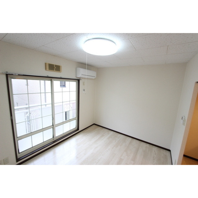 サンシティ岩原 内観