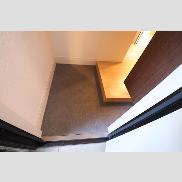 リーフハイツ 玄関