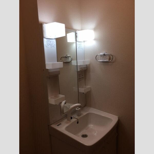 利根レジデンス 洗髪洗面化粧台