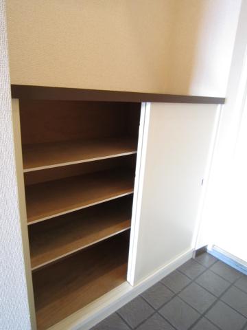 フローラ湘南Ａ棟0301号室 他号室参照