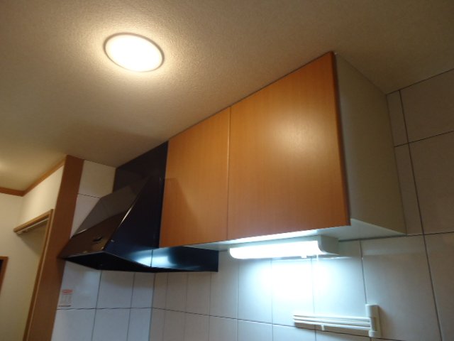 メゾン・トランタンヌーフ キッチン上部