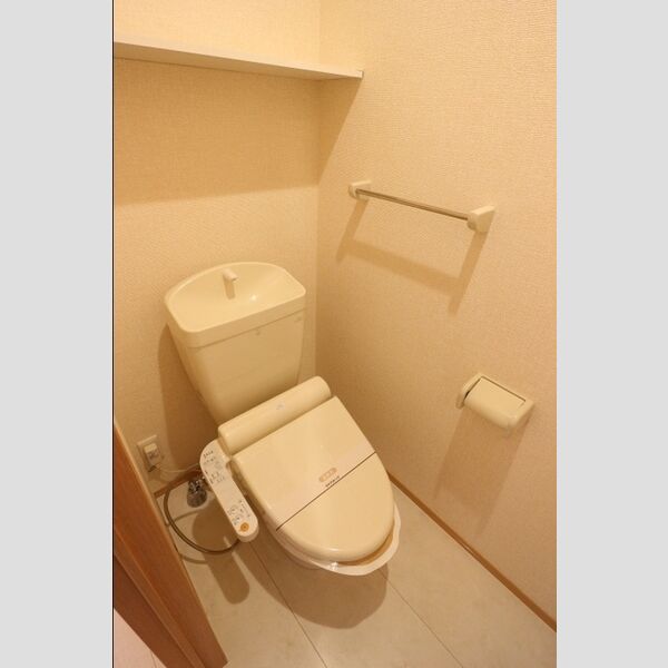 キャトルセゾン　F 温水洗浄暖房便座