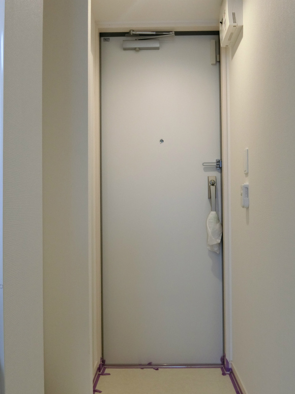 リブリ・H&A 玄関