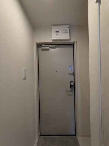 アプトエル 玄関