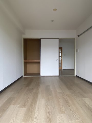 角田ビル0201号室 寝室