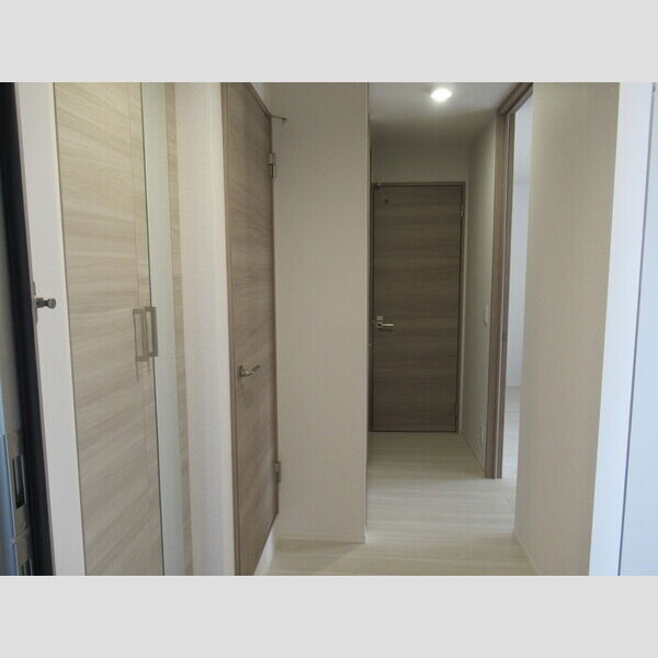 N・D-ROOM IIDACHOU　A棟301号室 玄関