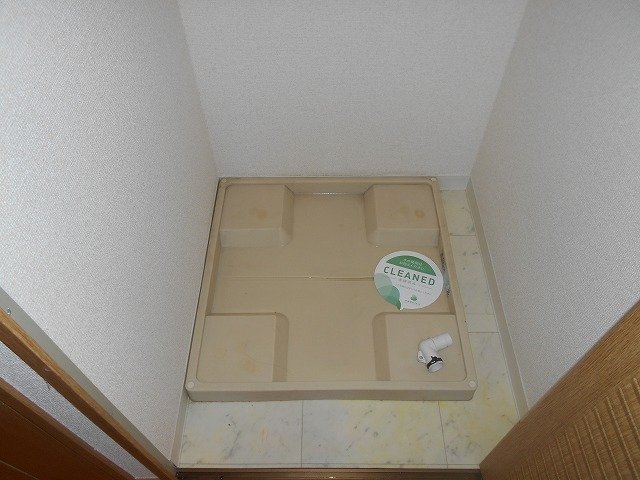 スカイコート原宿 室内洗濯機置場