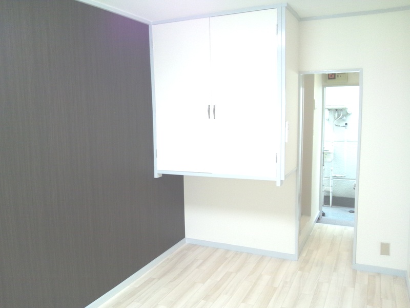 プラザドゥクリムゾン2階 内観