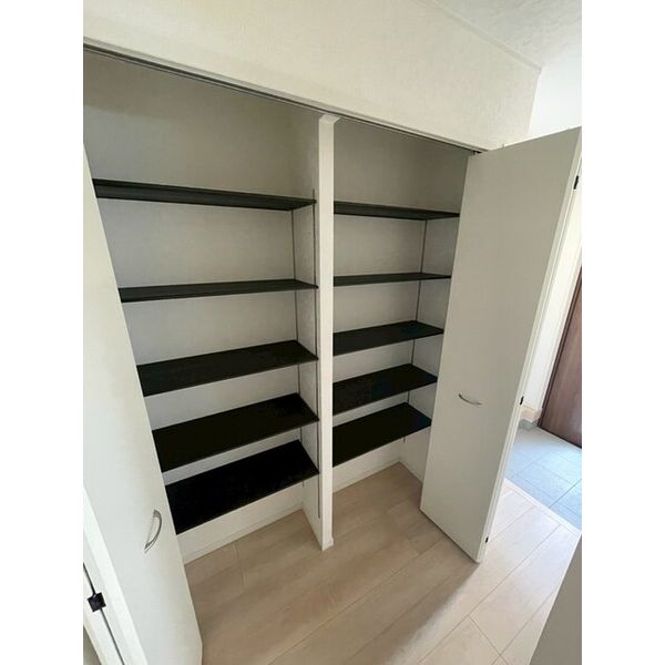 クレイドルガーデン川口市東内野第16　1号棟 収納