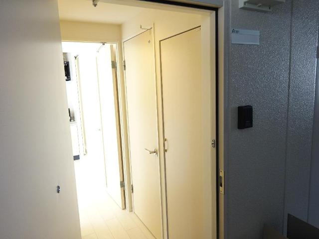 Ｆａｍｉｌｉｅ　Ｓｕｙａｍａ 玄関