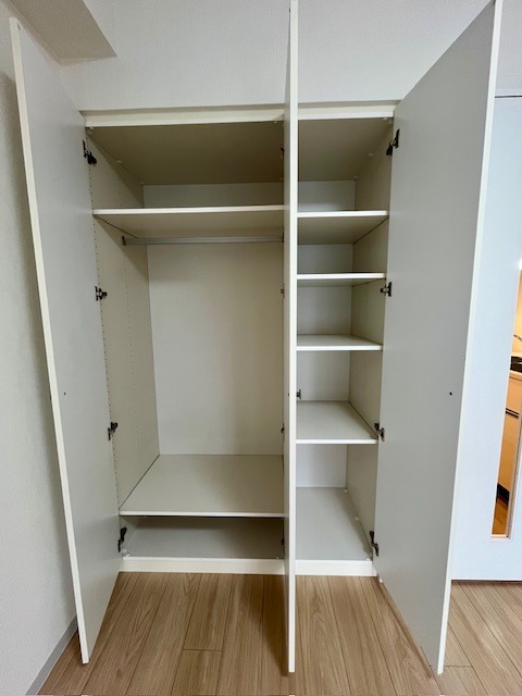 レジディア中落合C棟6階 収納