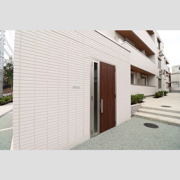 Casa Hermosa111号室 敷地内ゴミ庫