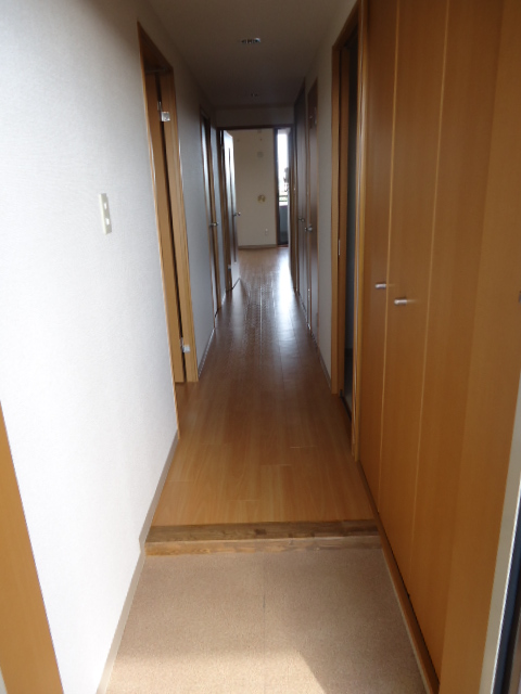 ＳｋｙＣｕｂｅ東本郷0503号室 玄関