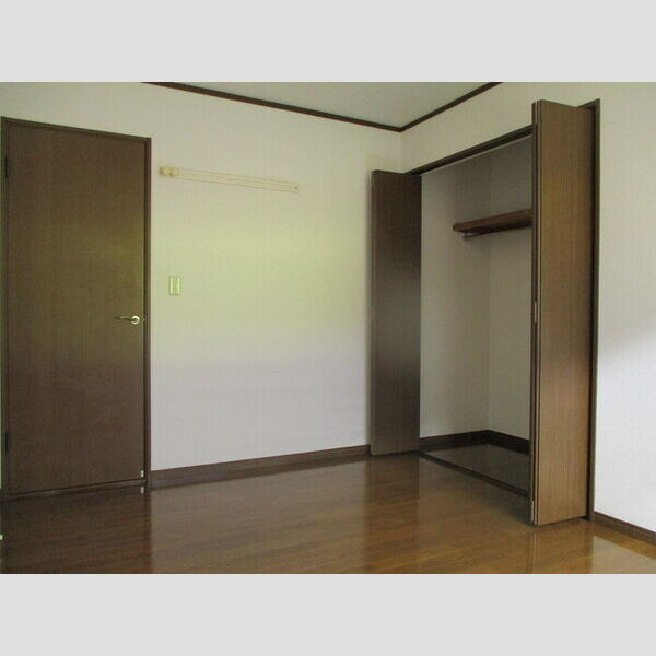 クレアンヌーヴ201号室 洋室