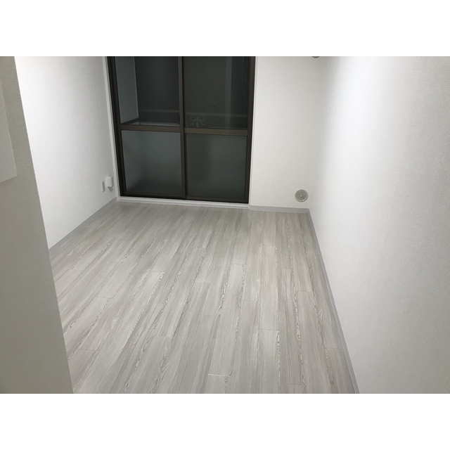 302号室