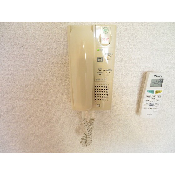 トリニティコート0303号室 インターホン